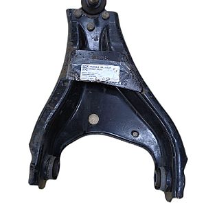 Triangle inferieur avant droit DACIA