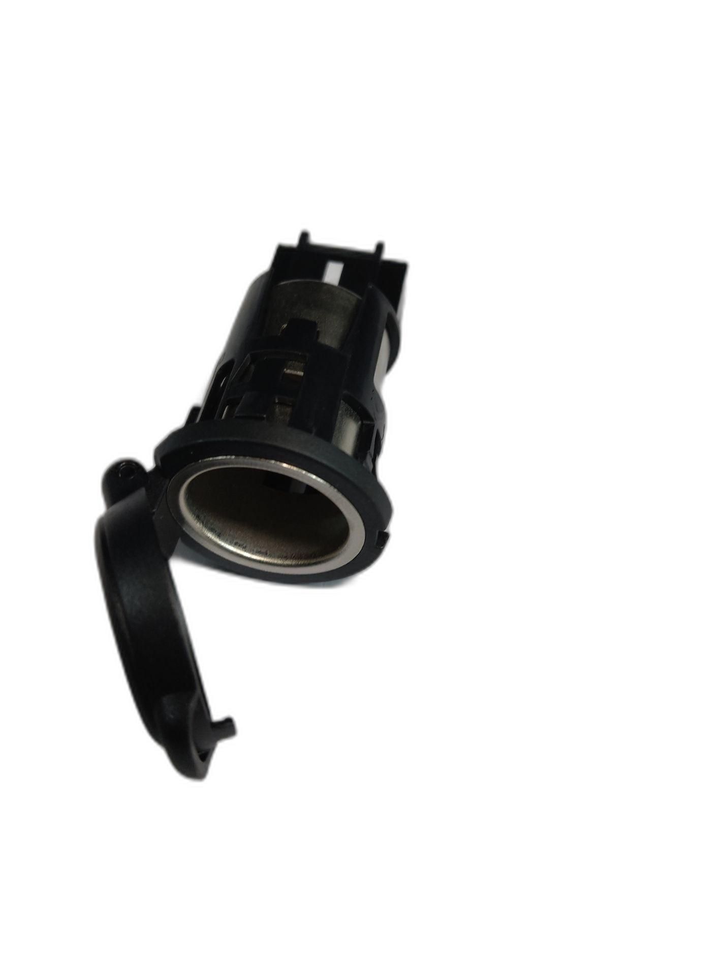 Prise 12v allume cigare view 3