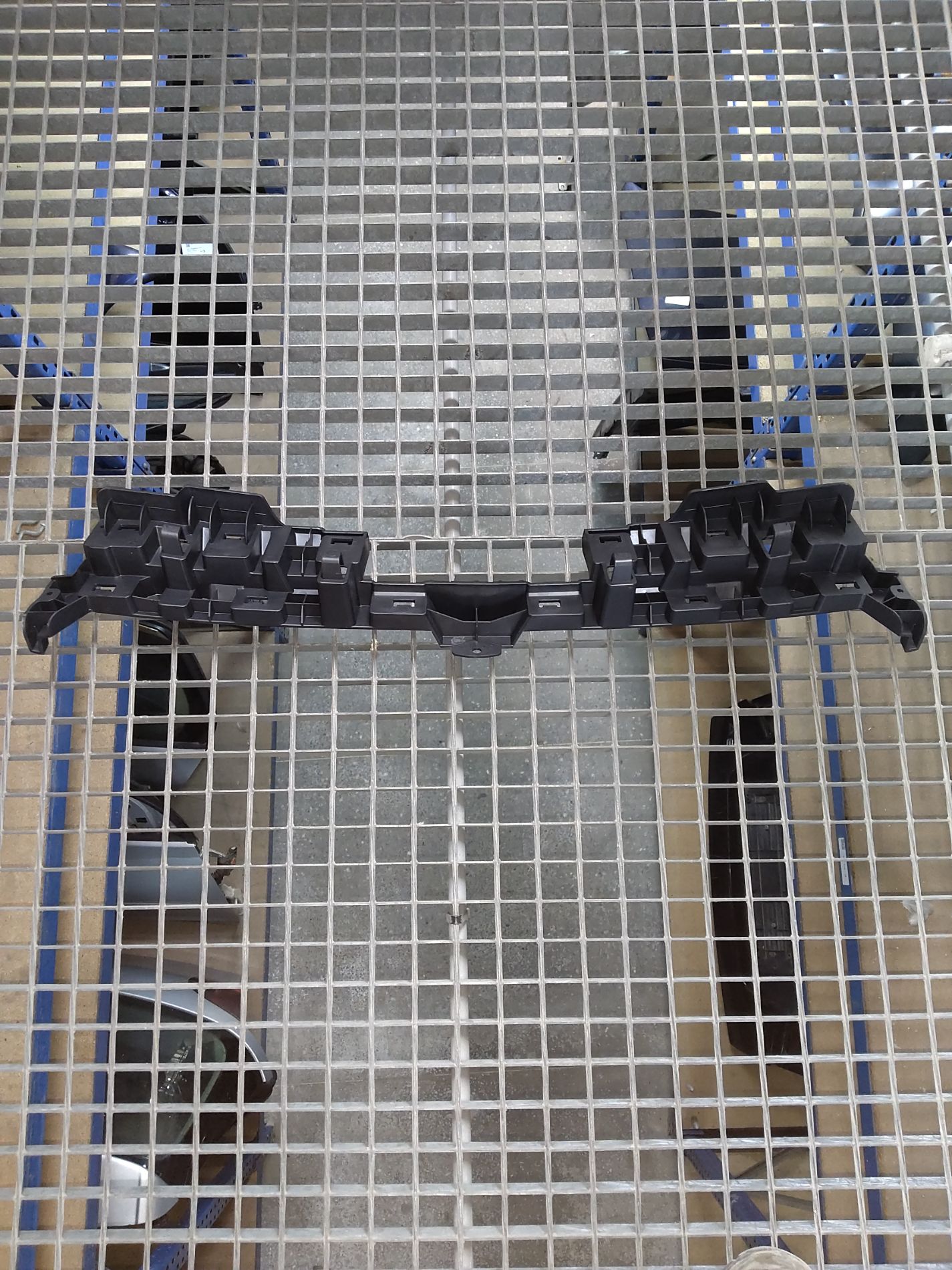 Renfort pare-choc avant view 3