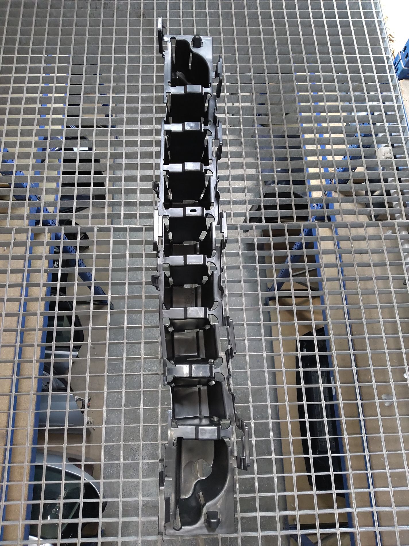 Renfort pare-choc avant view 2