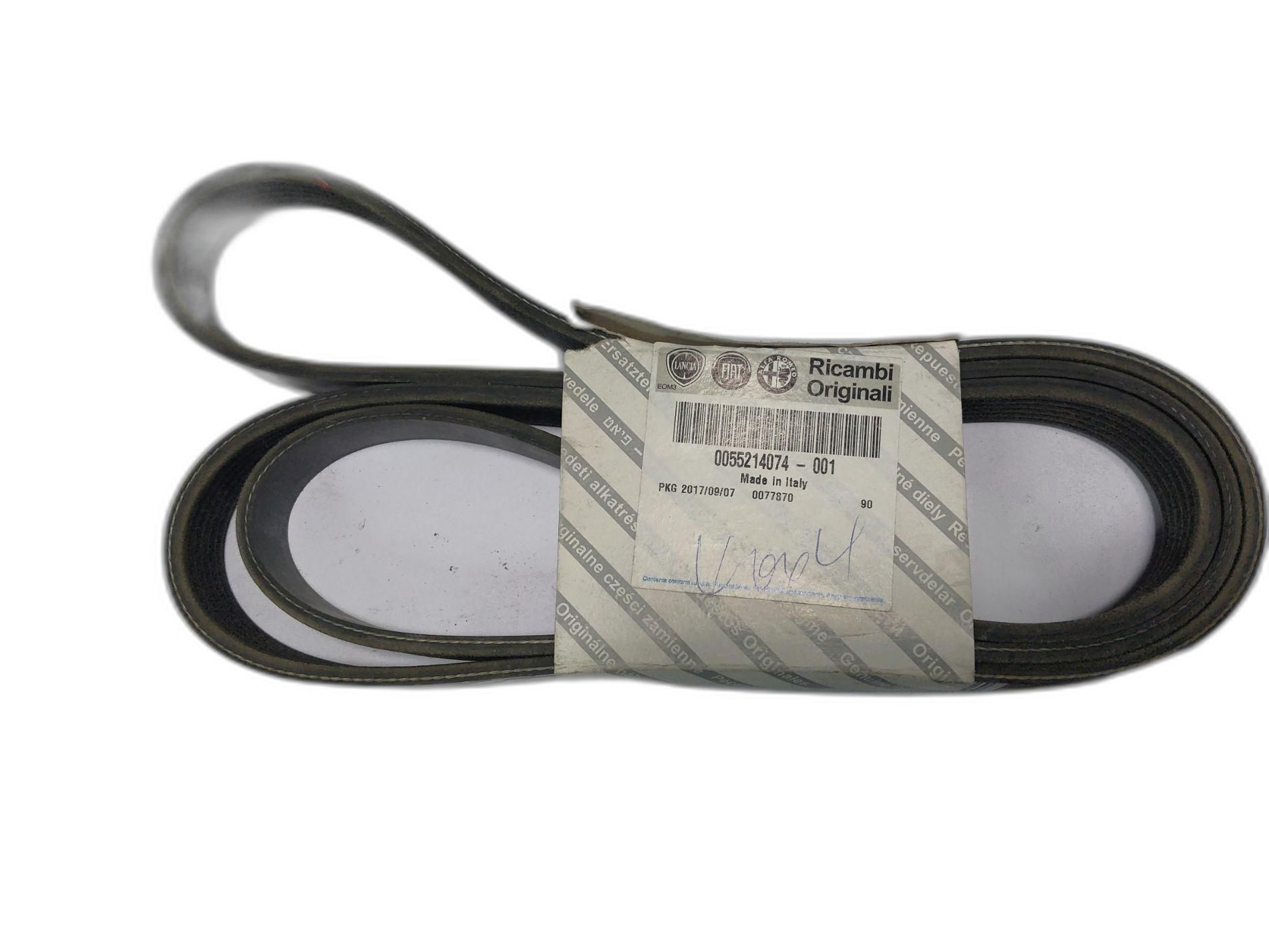 Courroie accessoire view 4