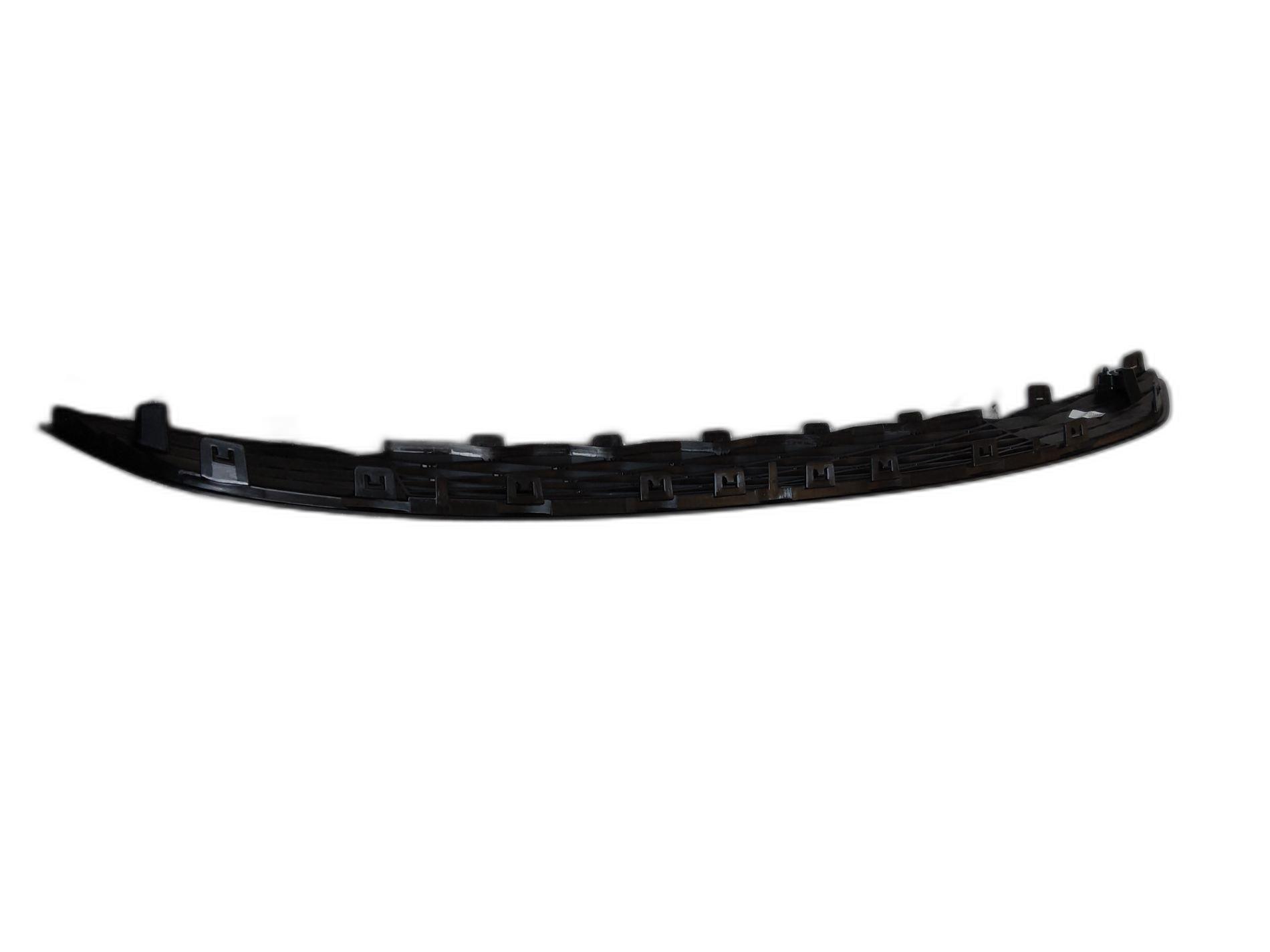 Grille pare-choc avant view 4