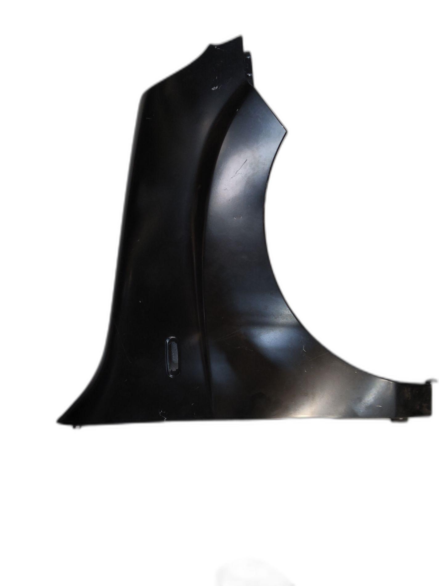 Aile avant droite view 2