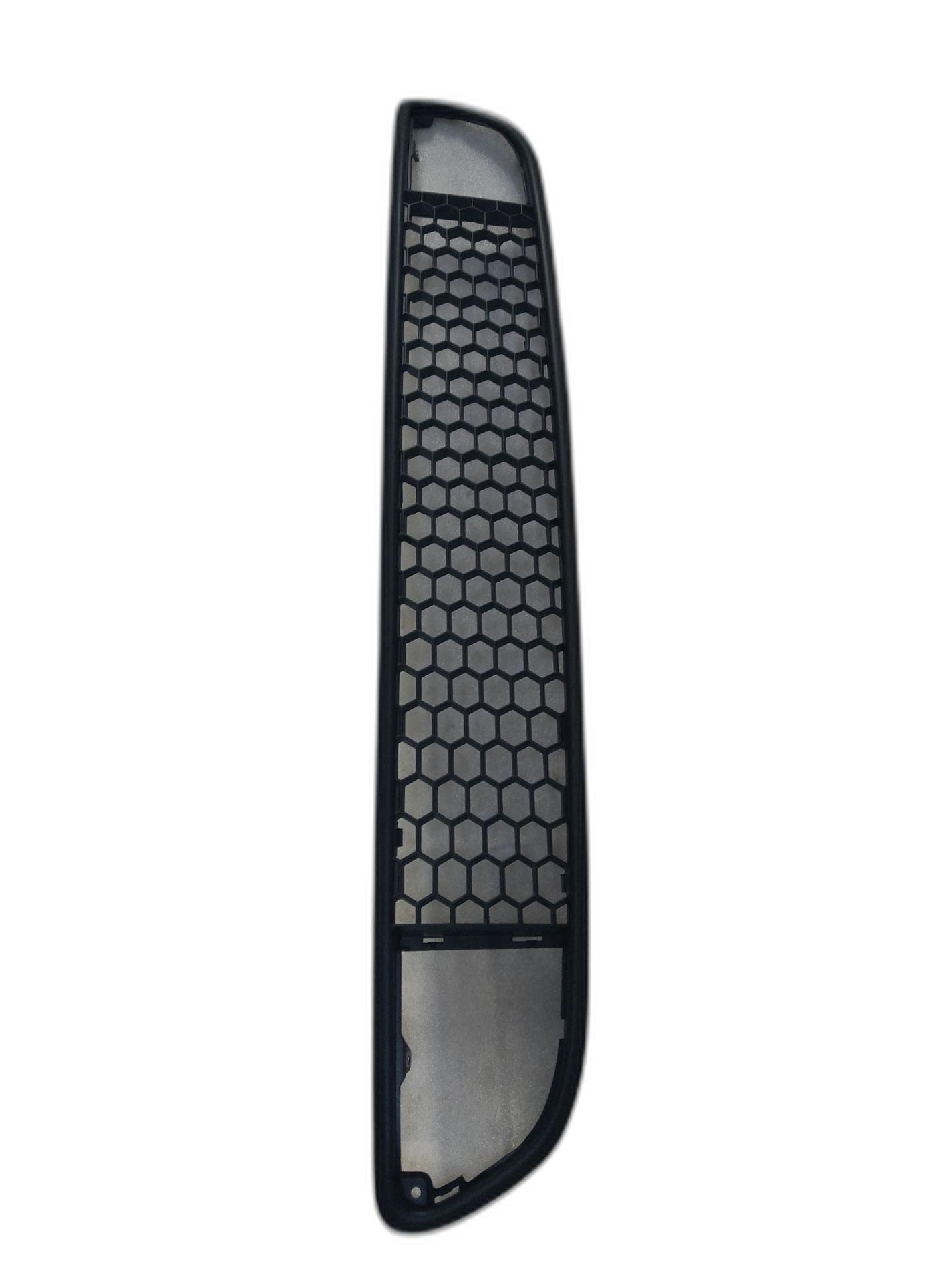 Grille pare-choc avant view 3