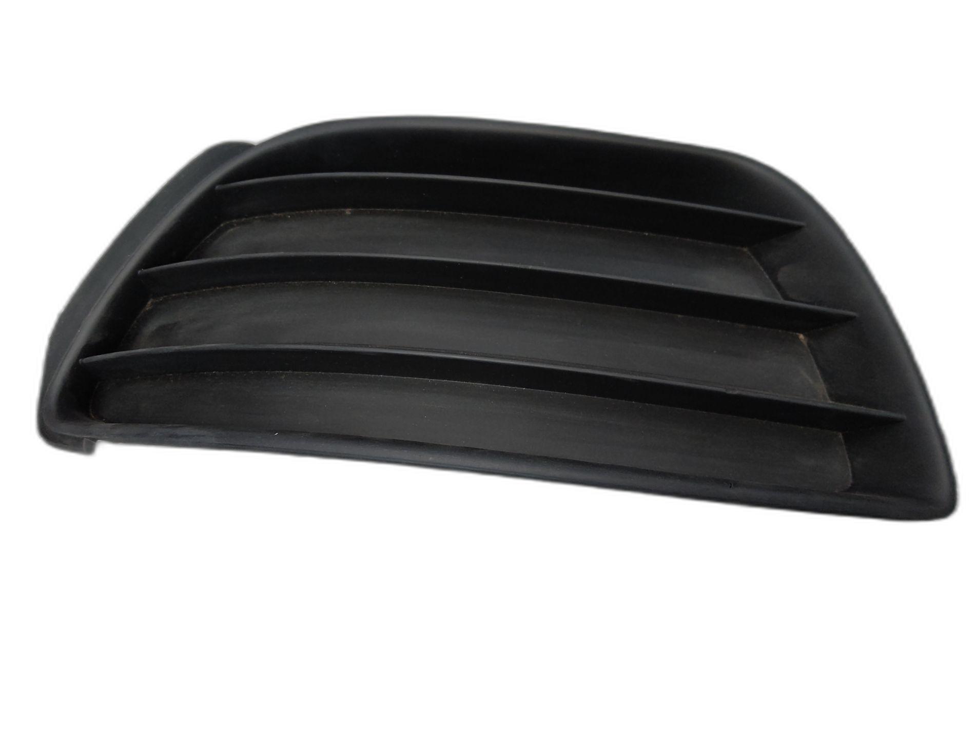 Grille pare-choc avant view 4