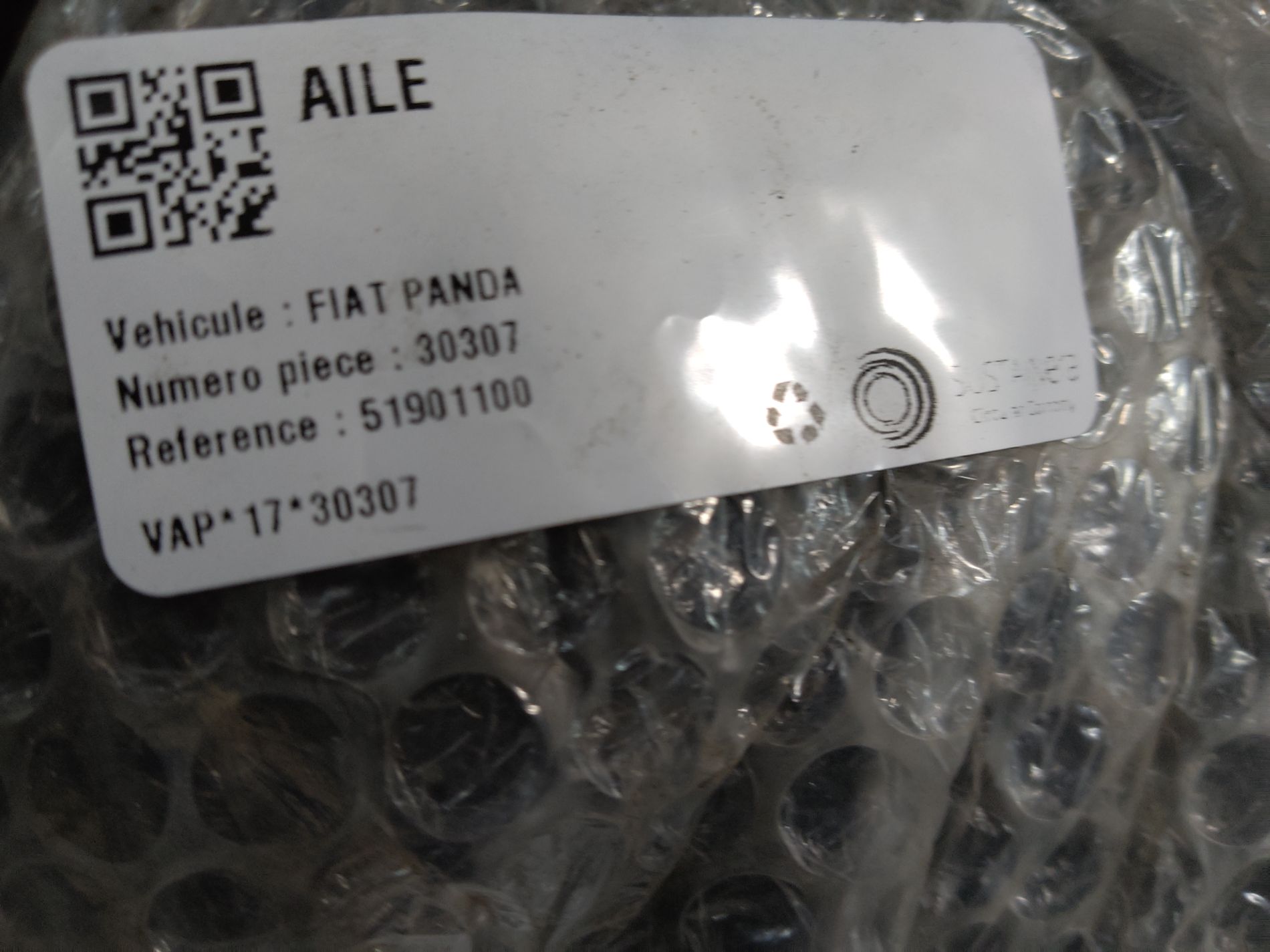 Aile avant droite view 4