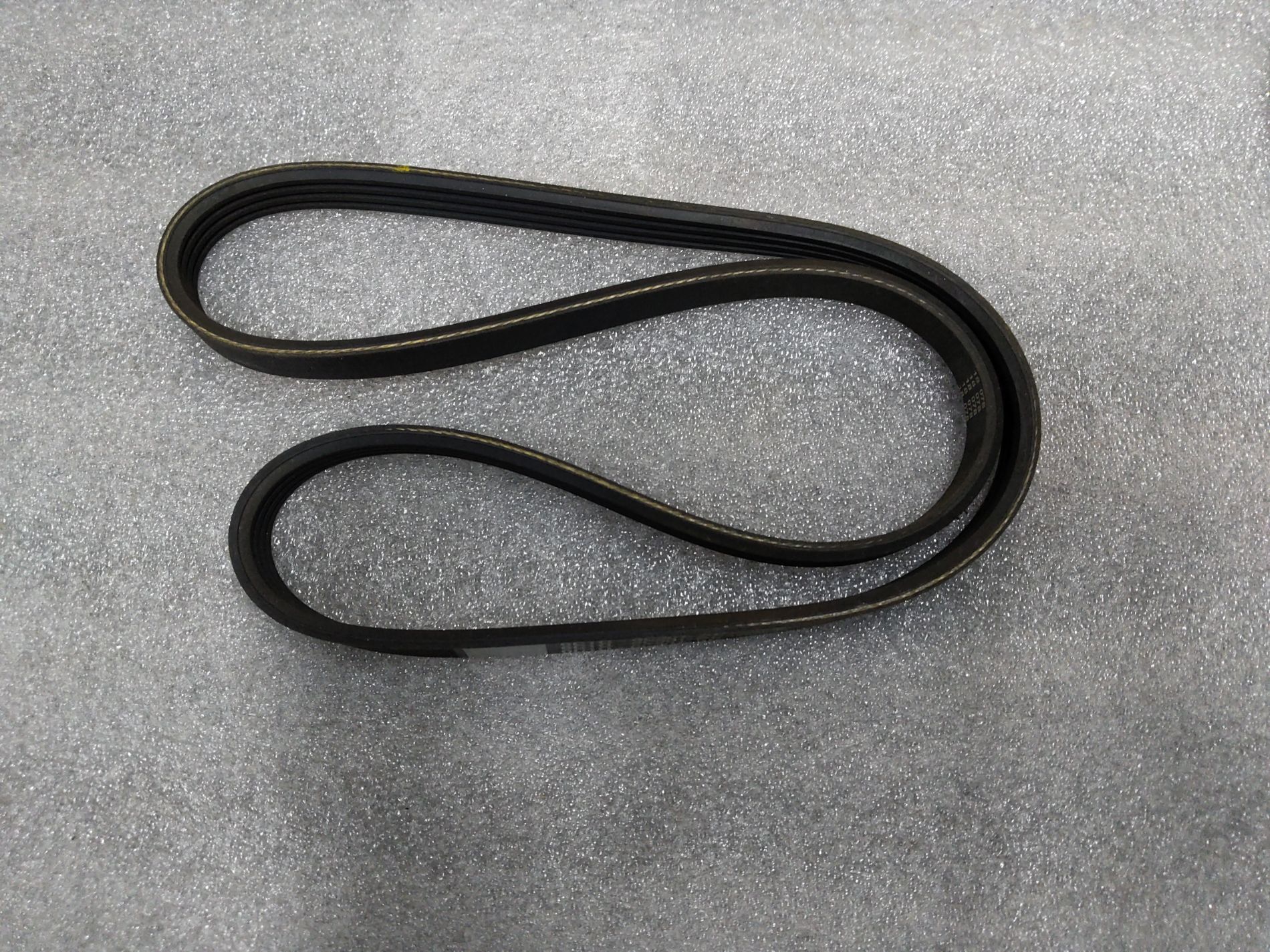 Courroie accessoire PEUGEOT 308 1